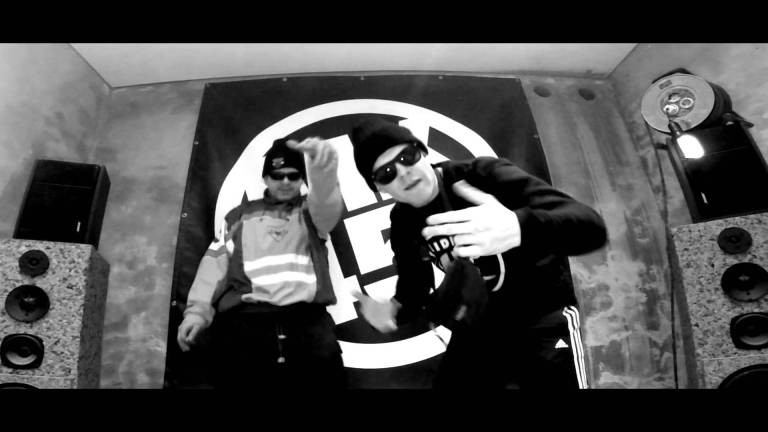 MACIEK & KLATSCHE – WAS DENKST DU (OFFICIAL HD VIDEO)