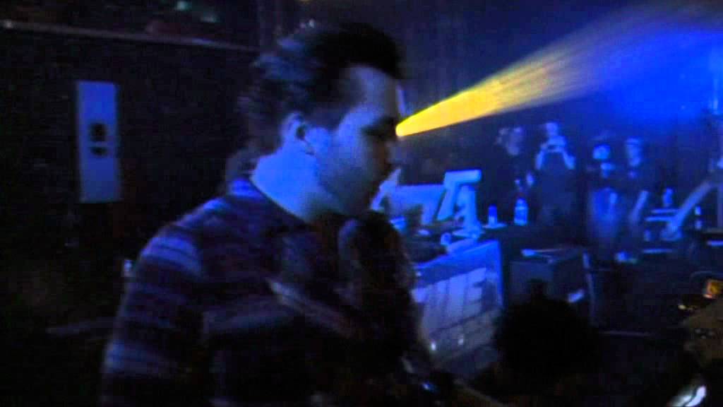 Download: AELEMENT – Last Resort live (PAPA ROACH DnB-REMIX)