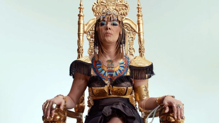 Lady Bitch Ray – Cleopatra