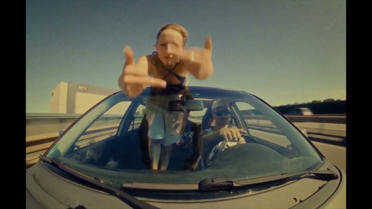 Auf Zelle – Sarah4k